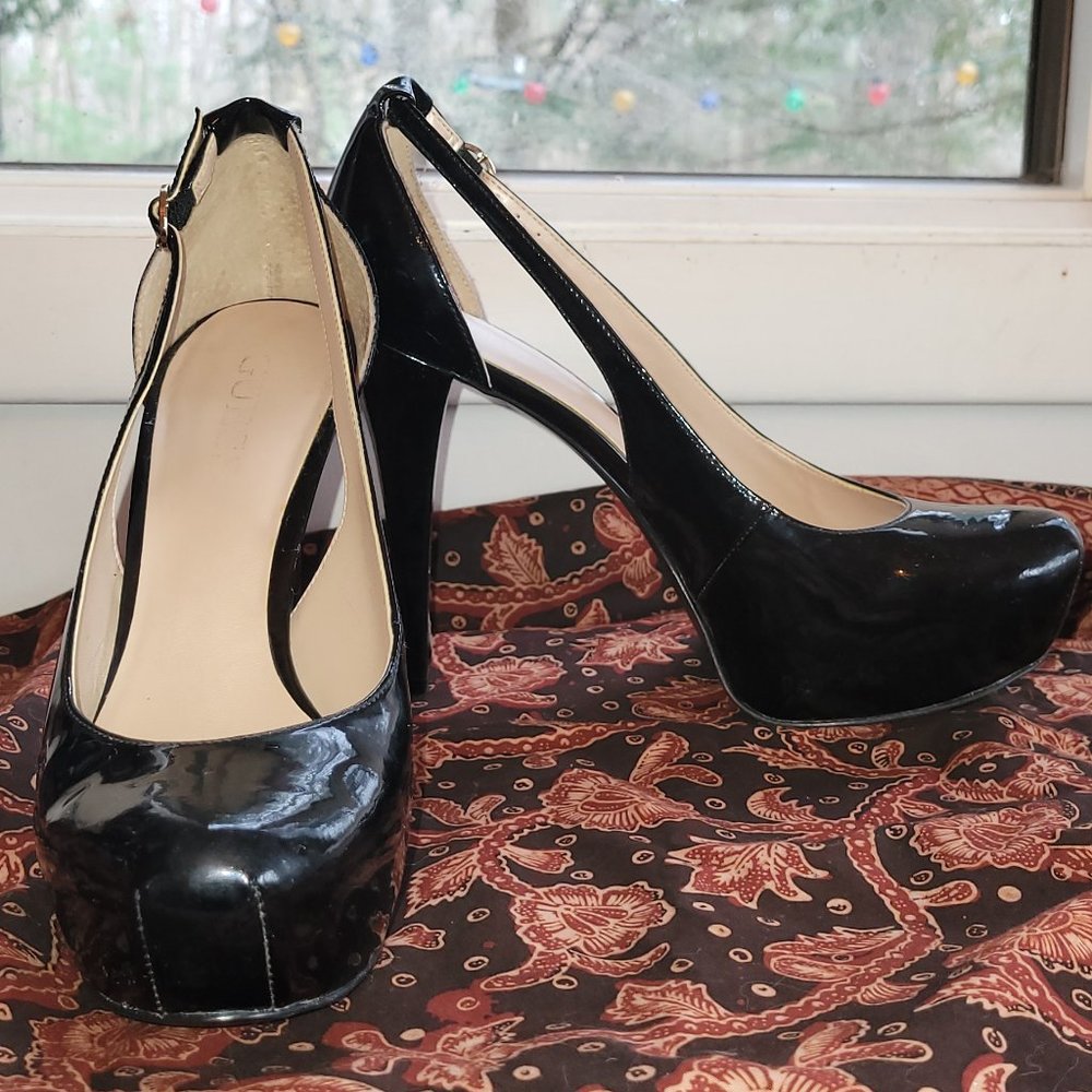 4 1/4" Black Patent Platform Stiletto  size 8